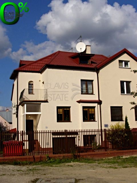 Dom Warszawa