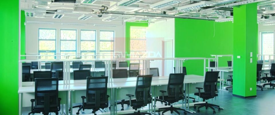 Budynek użytkowy Warszawa