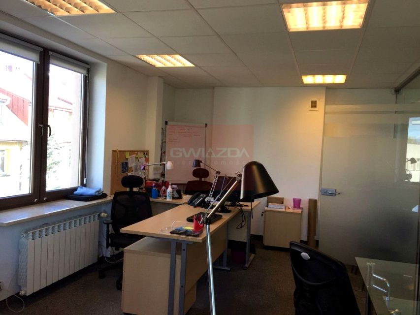 Budynek użytkowy Warszawa