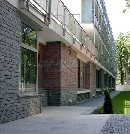 Budynek użytkowy Warszawa