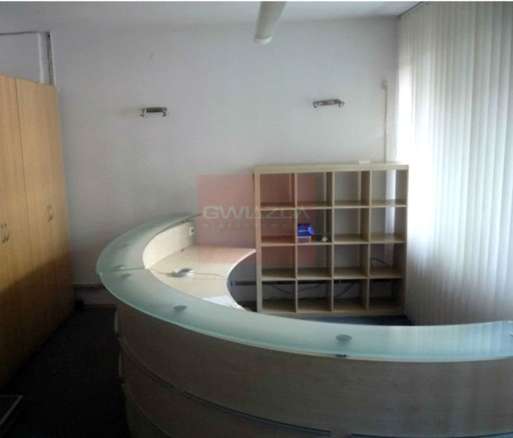 Budynek użytkowy Warszawa