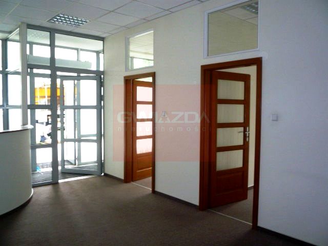 Budynek użytkowy Warszawa