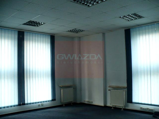 Budynek użytkowy Warszawa