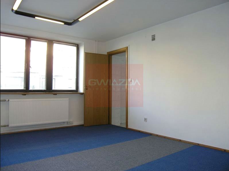 Budynek użytkowy Warszawa