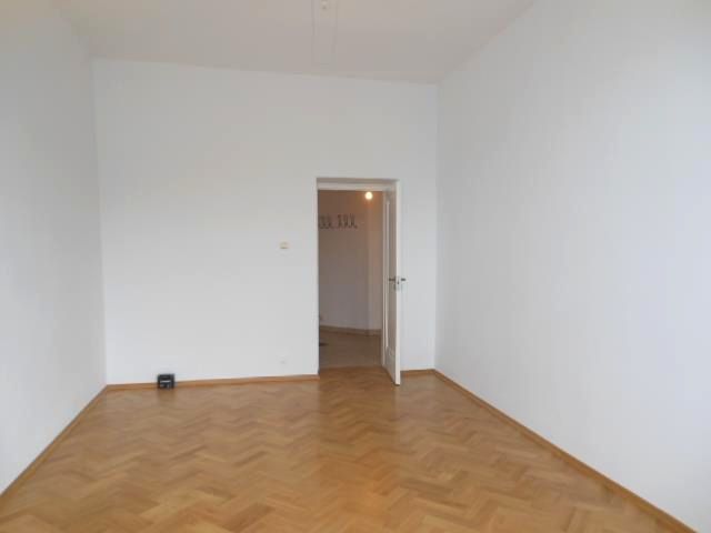 Mieszkanie blok mieszkalny Warszawa