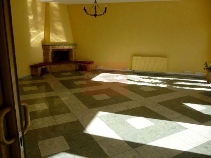 Budynek użytkowy Warszawa