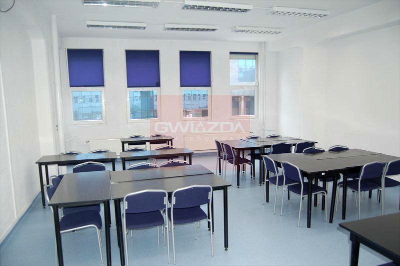 Budynek użytkowy Warszawa