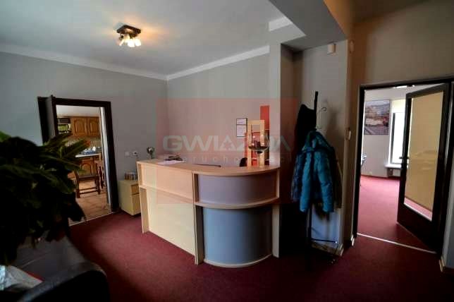 Budynek użytkowy Warszawa