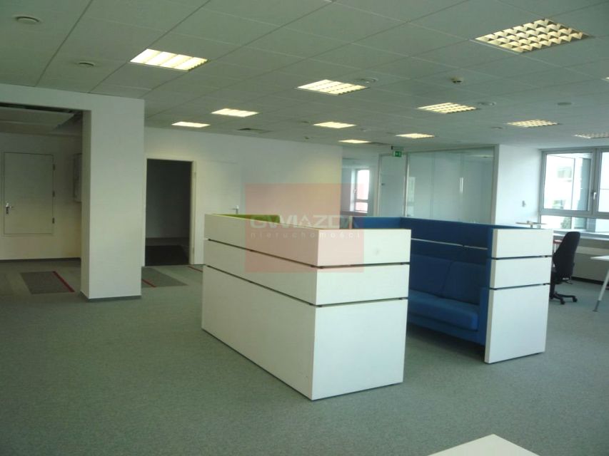 Budynek użytkowy Warszawa