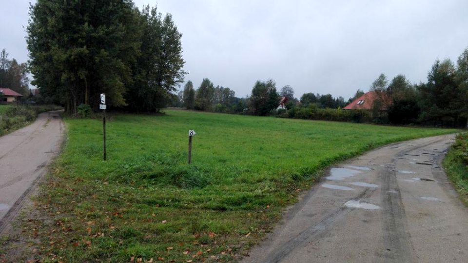 Działka nad jeziorem