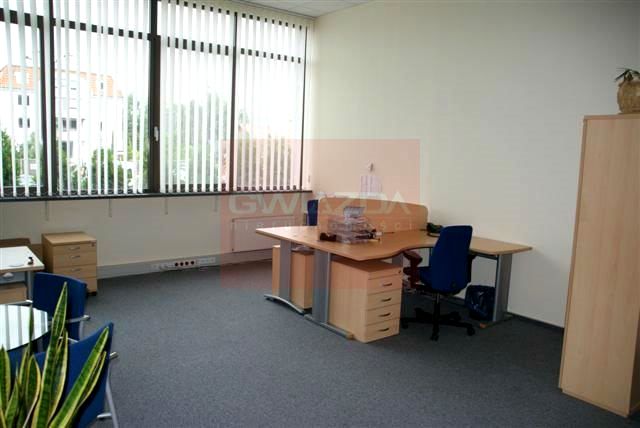 Budynek użytkowy Warszawa