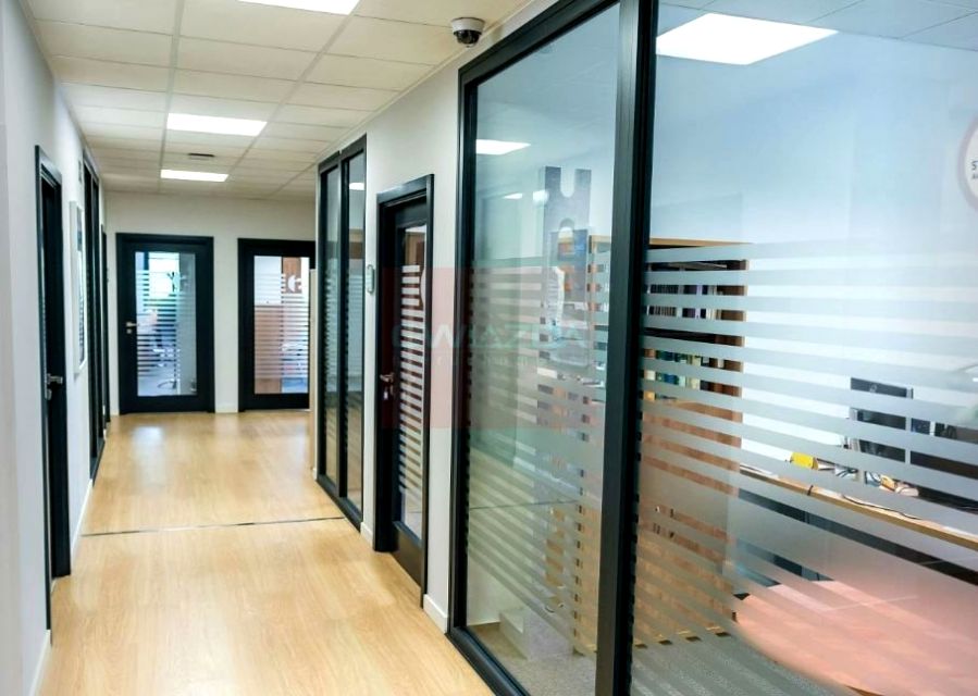 Budynek użytkowy Warszawa