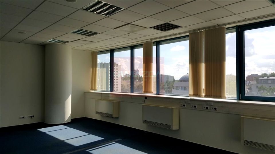 Budynek użytkowy Warszawa