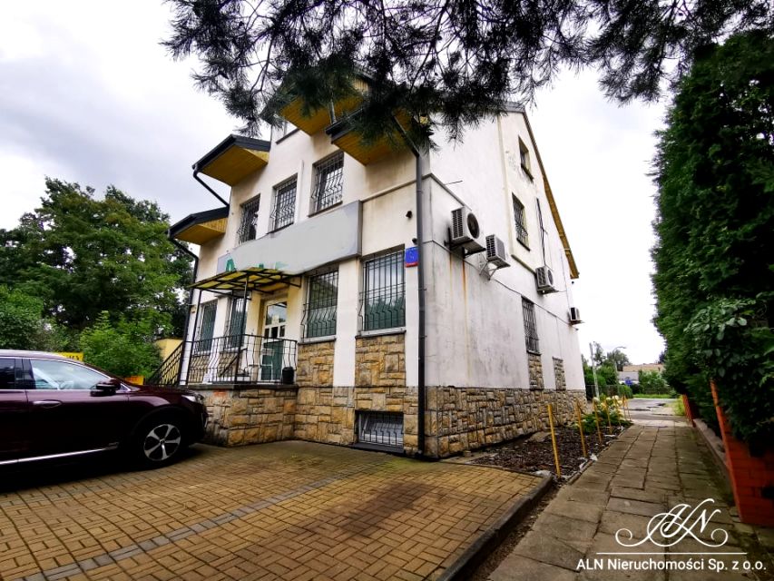 Budynek użytkowy Warszawa