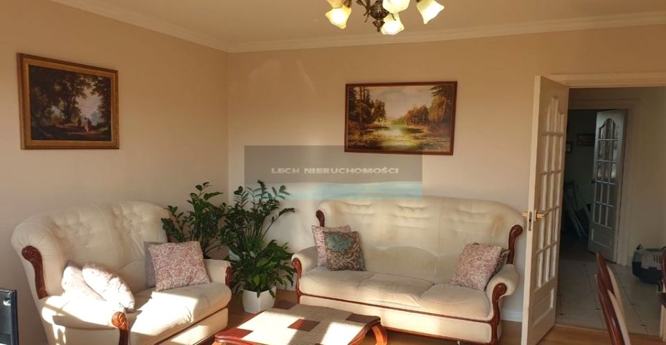 Mieszkanie blok mieszkalny Warszawa