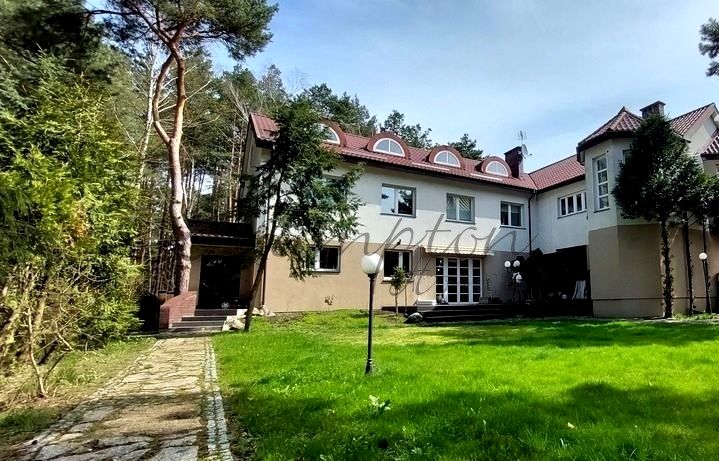 Dom Józefów