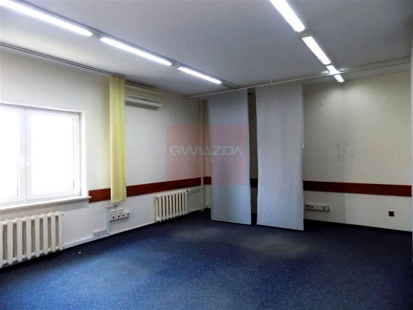 Budynek użytkowy Warszawa