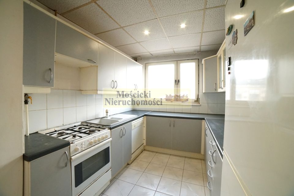 Mieszkanie blok mieszkalny przy lesie