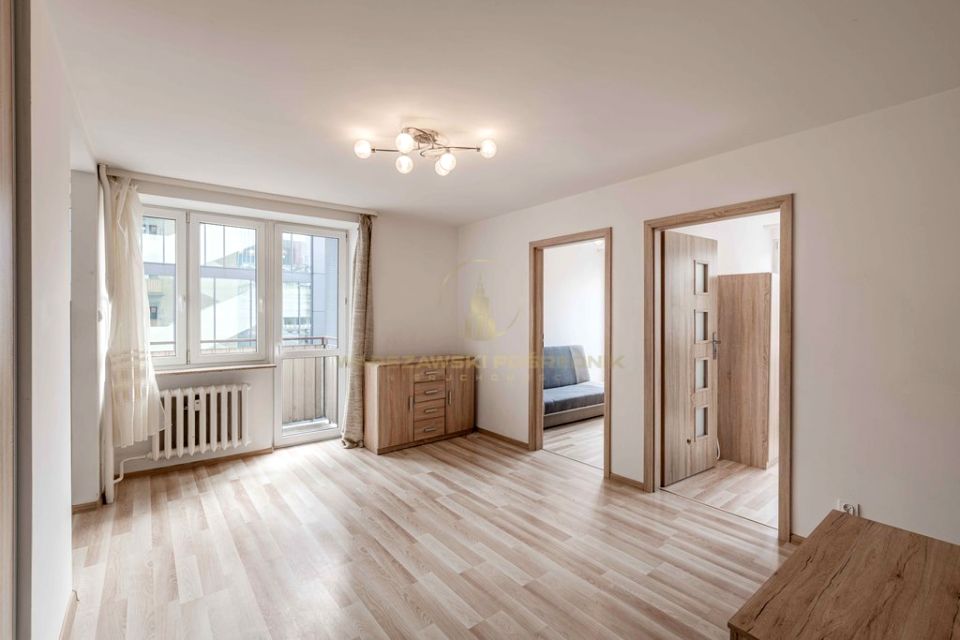 Mieszkanie blok mieszkalny Warszawa