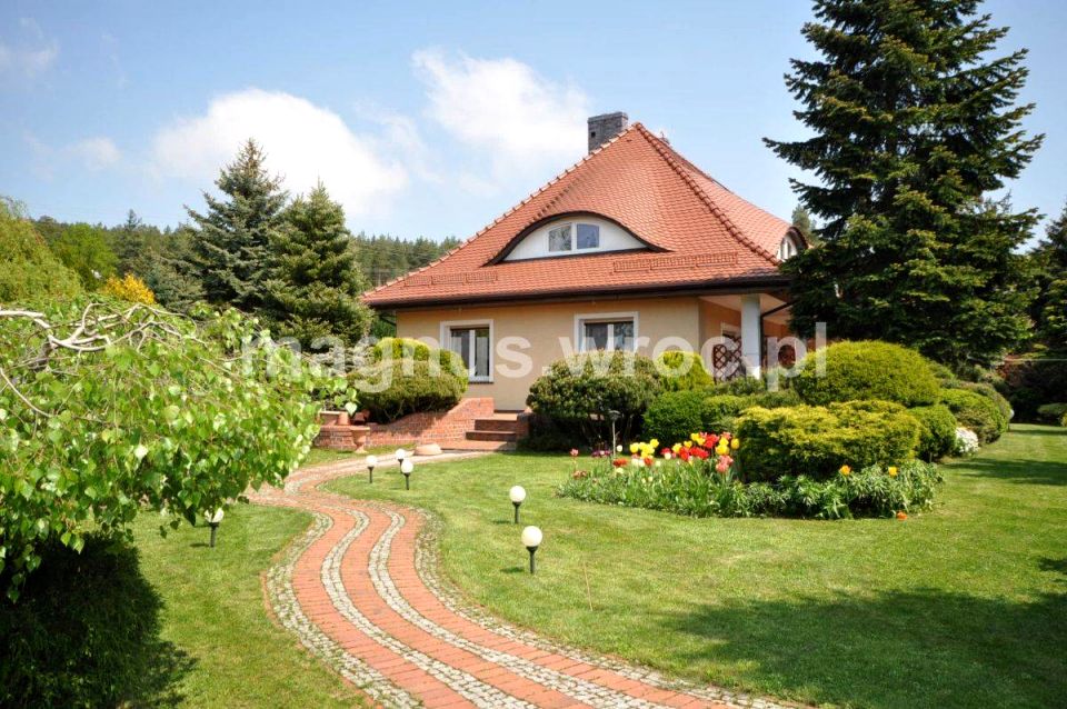 Dom Księginice Małe