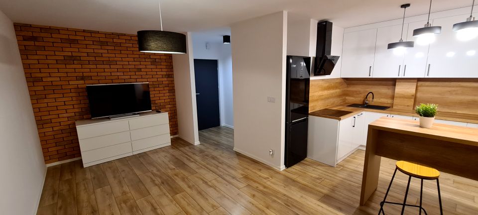 Mieszkanie blok mieszkalny przy lesie