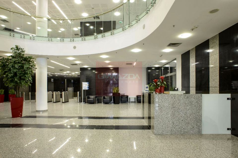 Budynek użytkowy Warszawa