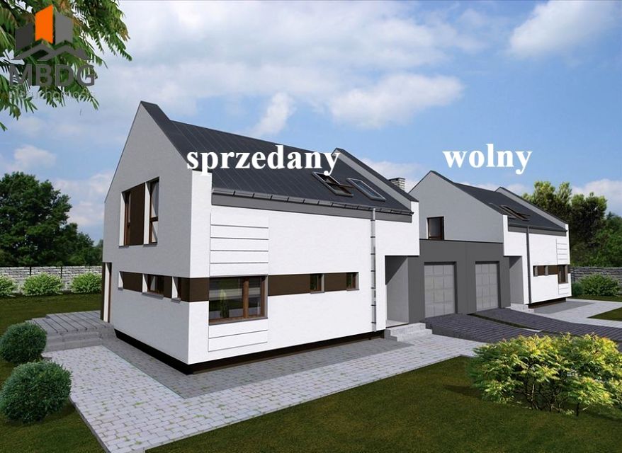 Dom z balkonem