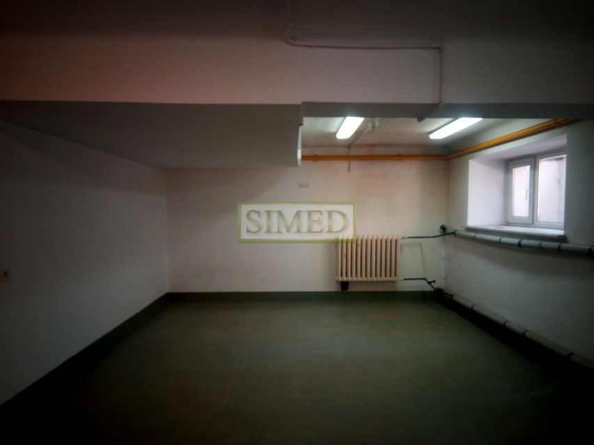 Budynek użytkowy Warszawa