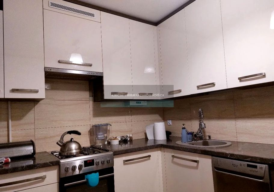 Mieszkanie blok mieszkalny Warszawa