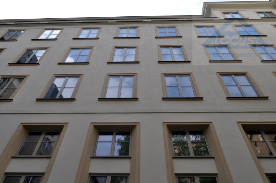 Budynek użytkowy Warszawa