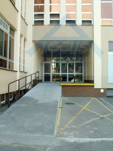 Budynek użytkowy Warszawa