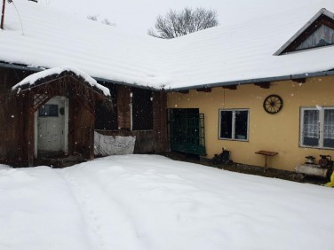Dom Skomielna Biała