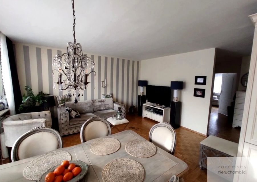 Mieszkanie blok mieszkalny Warszawa