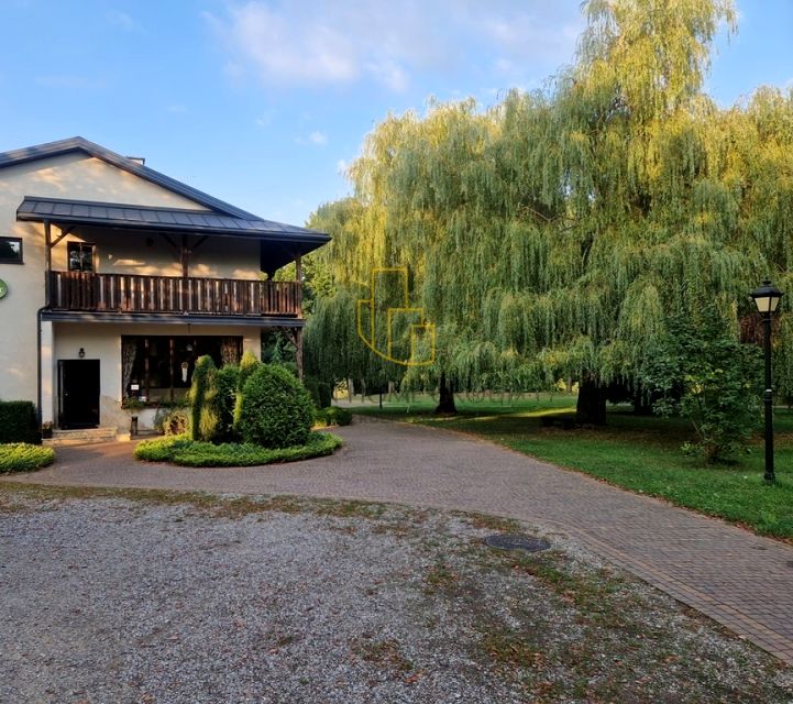 Budynek użytkowy Warszawa