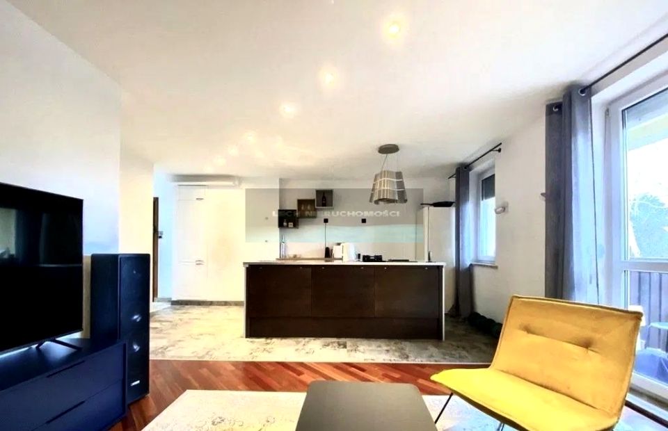 Mieszkanie blok mieszkalny Warszawa