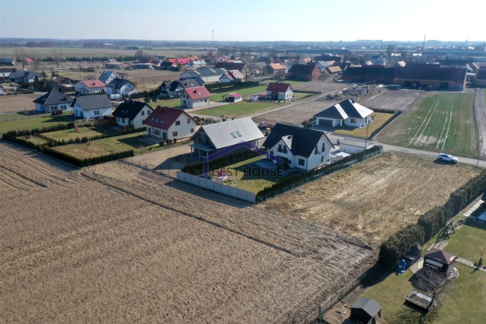 Pusta działka Dąbrowa