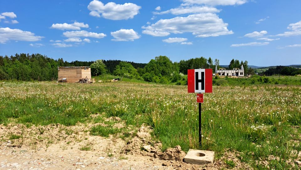 Działka przy lesie
