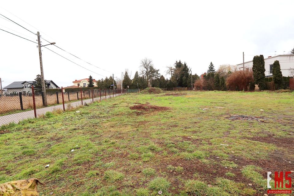 Pusta działka Warszawa