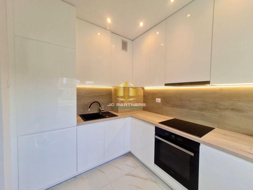 Mieszkanie blok mieszkalny Warszawa