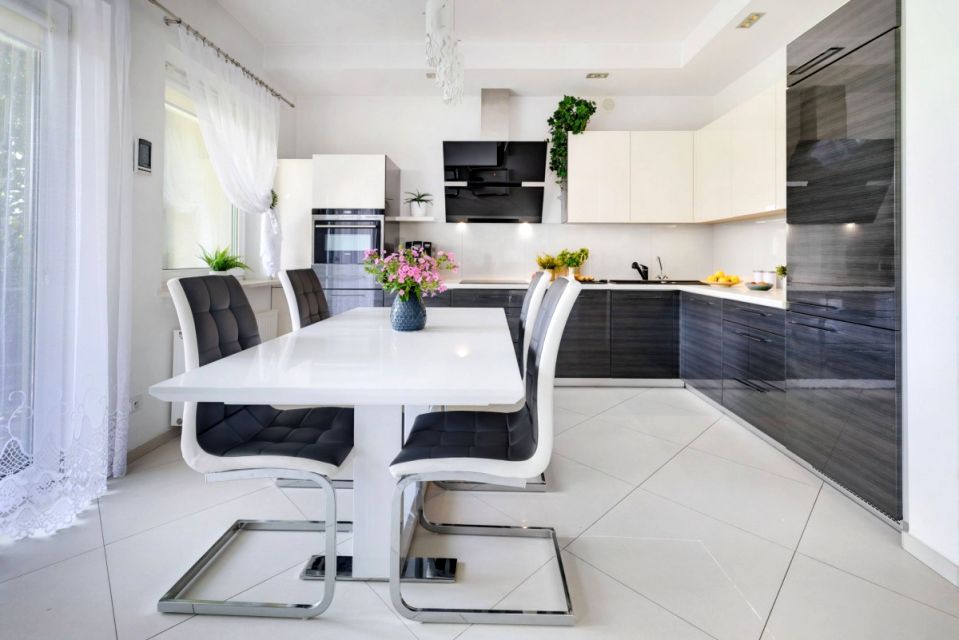 Dom Warszawa sprzedaż