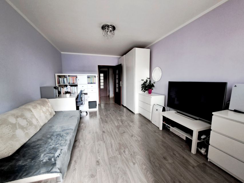 Mieszkanie blok mieszkalny przy lesie