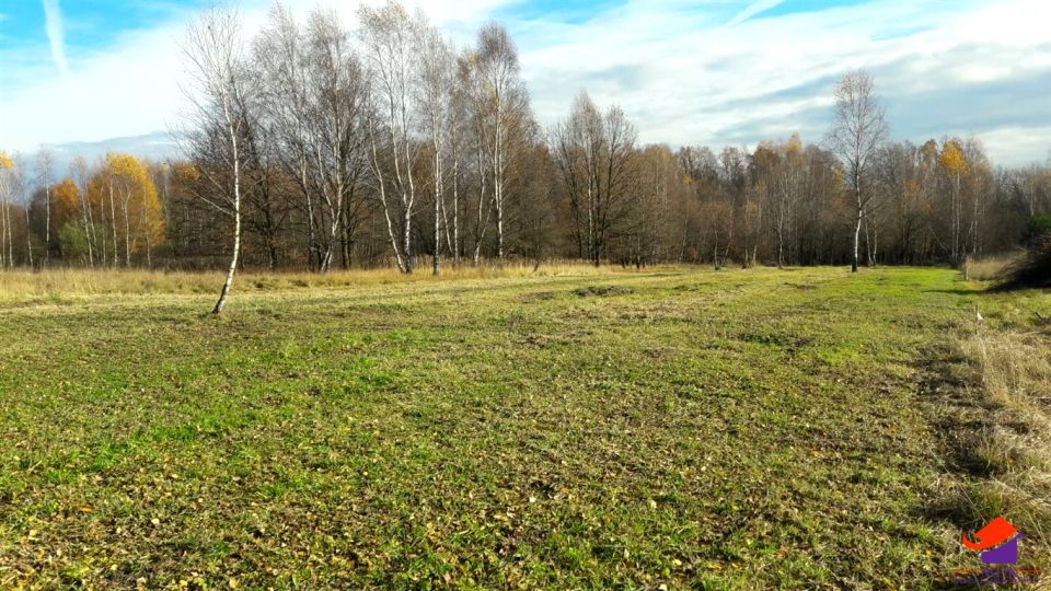 Pusta działka Poręba