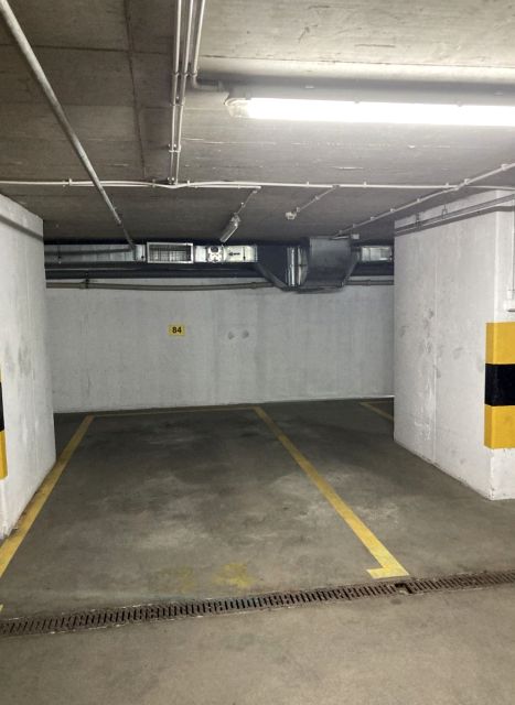 Budynek użytkowy Warszawa