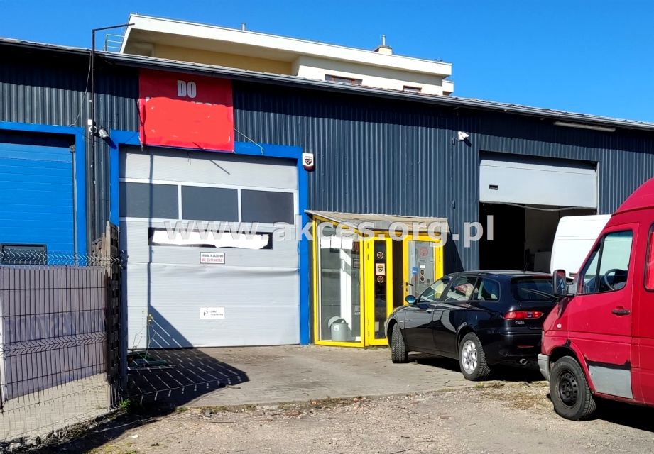 Budynek użytkowy Warszawa