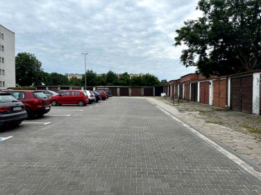 Garaż, ul. Bolesława Chrobrego