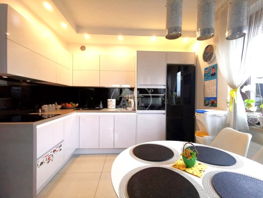 Mieszkanie blok mieszkalny sprzedaż