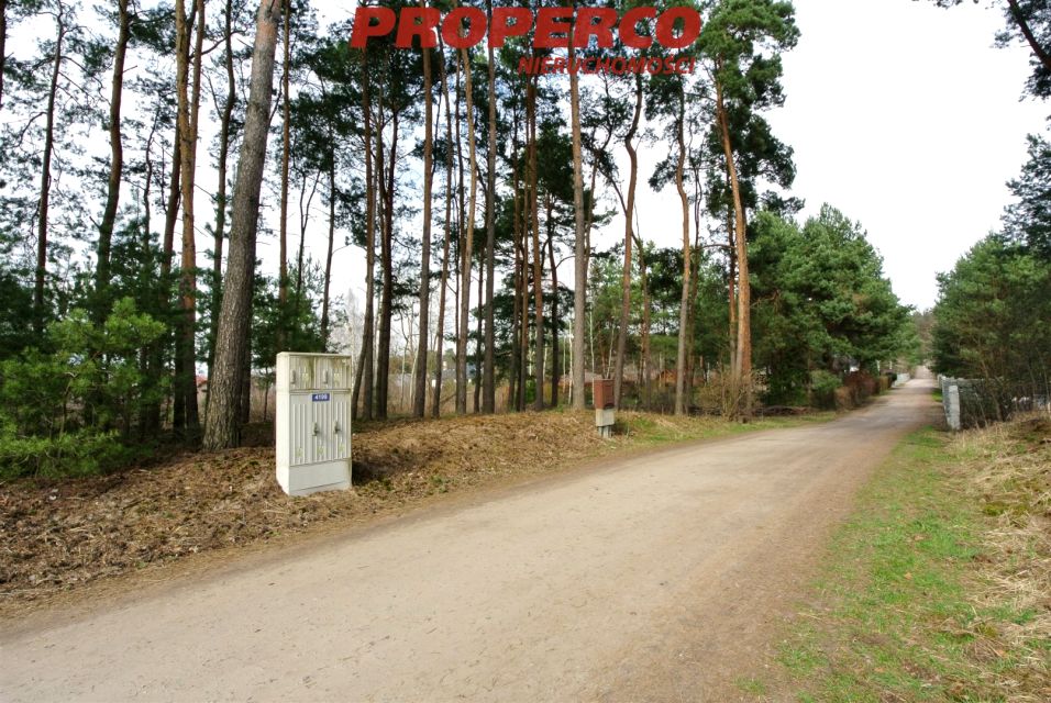 Pusta działka Józefów