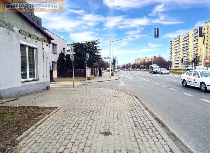 Budynek użytkowy Warszawa