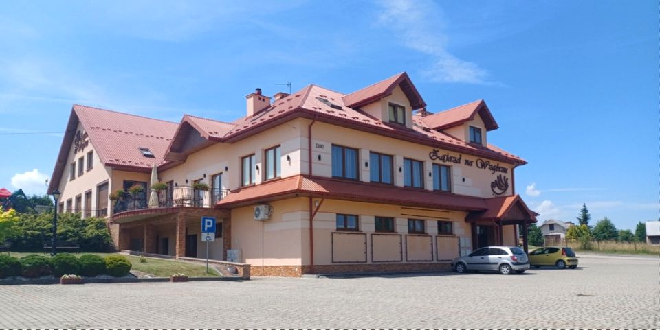 Budynek użytkowy Moszczenica