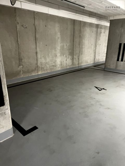 Budynek użytkowy Warszawa